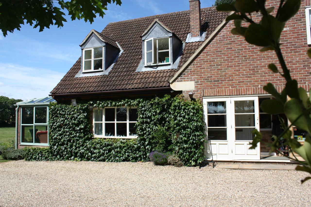 Bridge Cottage Bed And Breakfast Peterborough Exterior foto